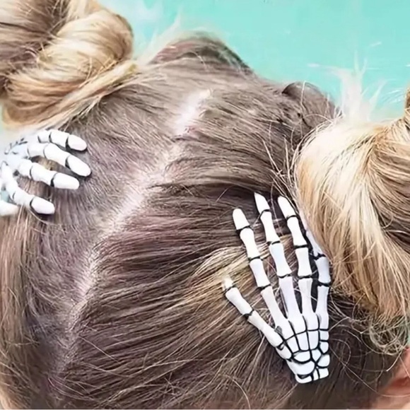 Skeleton Hand Hair Clips Gothic Emo Punk Style Halloween Costume Bones Skeleton - Picture 9 of 9